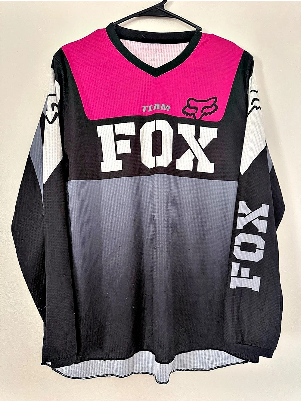 Fox Motocross Jersey in Black & Pink Like New
